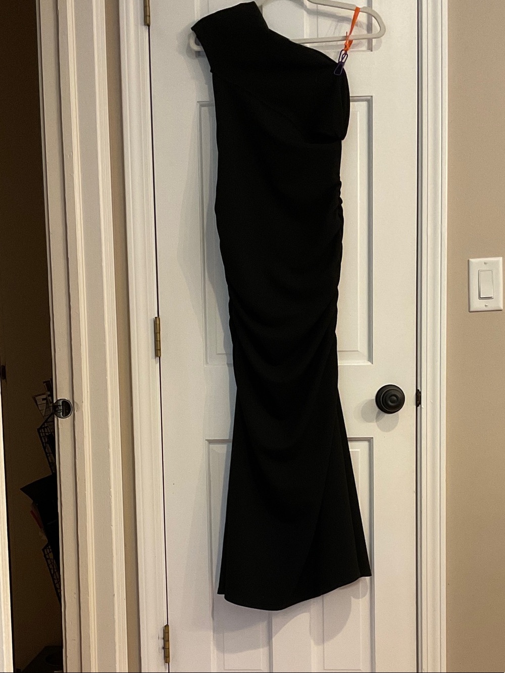 Classic One-Shoulder Black Evening Dress